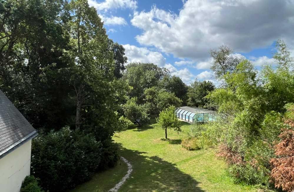 La Fantasia Bed & Breakfast Verrieres-en-Anjou Екстериор снимка
